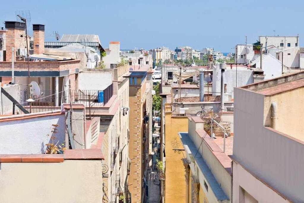 Inspired By Enjoyapartments Barcelona Bilik gambar