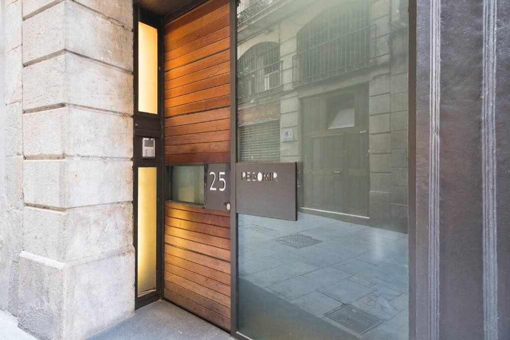 Inspired By Enjoyapartments Barcelona Bilik gambar