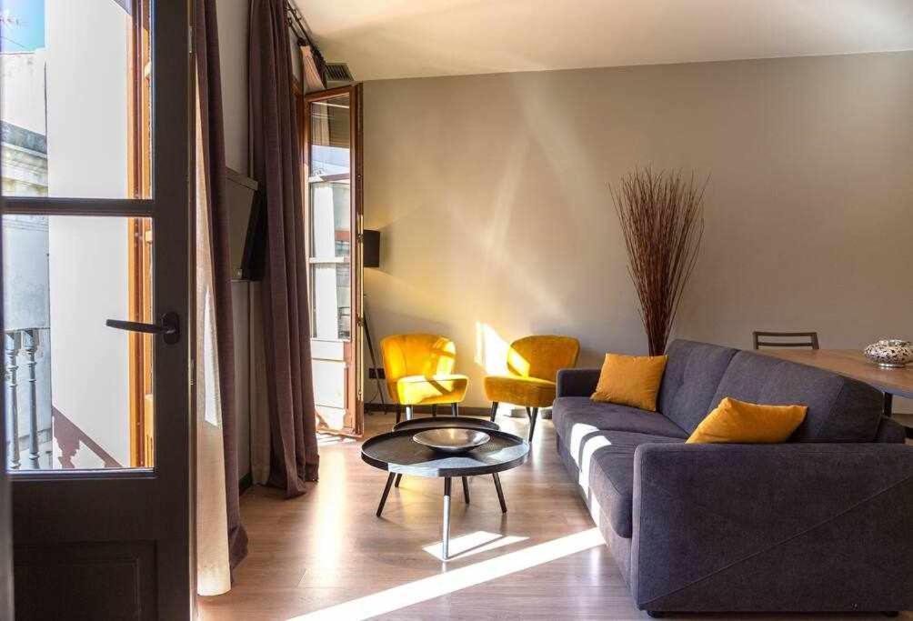 Inspired By Enjoyapartments Barcelona Luaran gambar