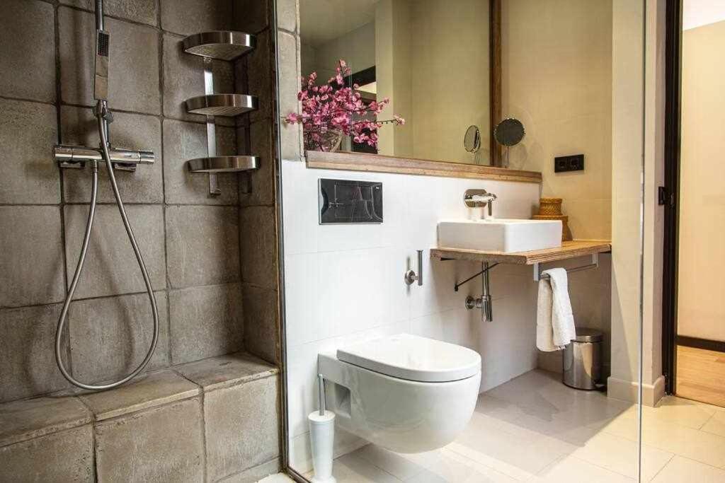 Inspired By Enjoyapartments Barcelona Luaran gambar