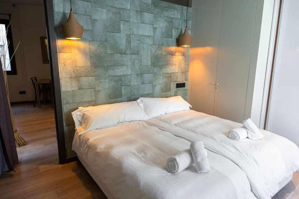 Inspired By Enjoyapartments Barcelona Bilik gambar